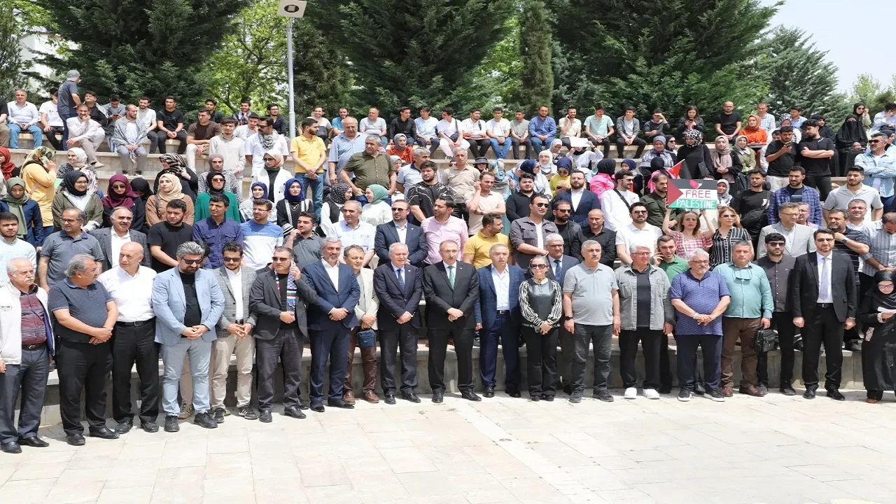 Fırat Üniversitesi Kültür Parkta Gazze Eylemlerine Destek Açıklaması