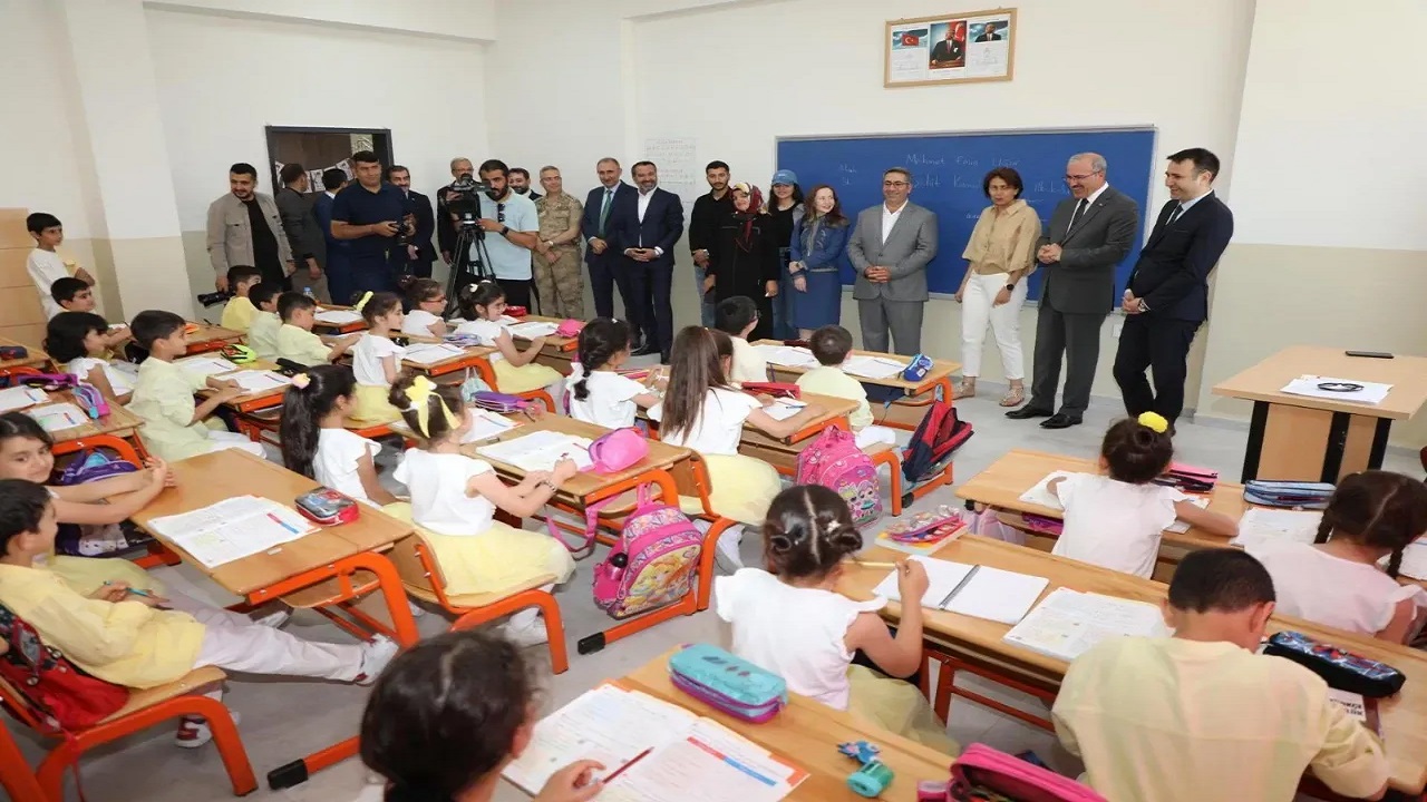  Şehit Kemal Aslan İlkokulu açılışı törenle yapıldı.