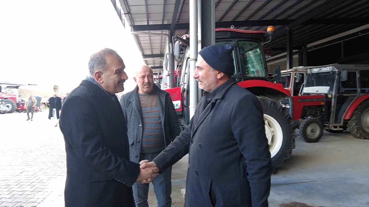 Başkan Alan traktörcü esnaflar sitesini ziyaret etti
