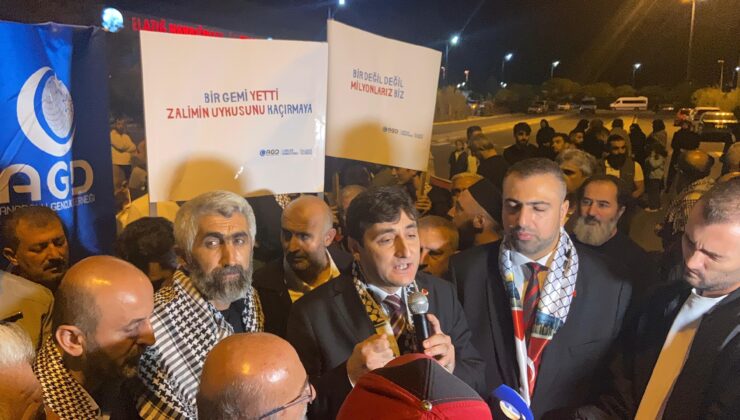 GAZZE AKTİVİSTİ SİNAN AKILLOTU’NA SAADET PARTİSİNDEN KARŞILAMA